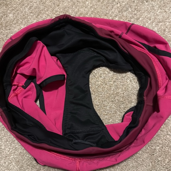 Lululemon Speed Up Shorts - Picture 7 of 8